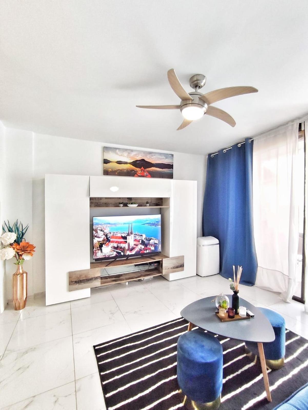 Sunshine Escape With Ocean View Appartement Costa Adeje  Buitenkant foto