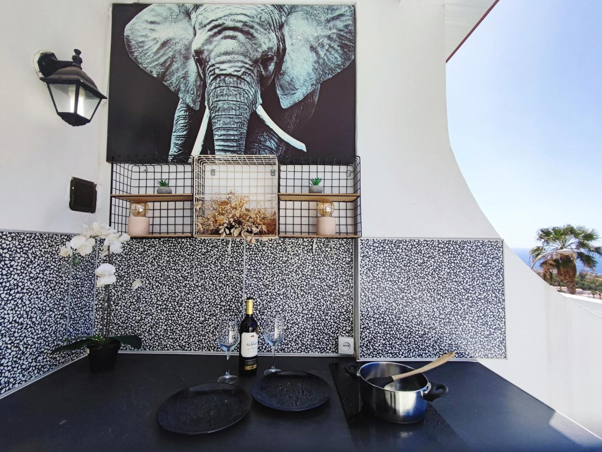 Sunshine Escape With Ocean View Appartement Costa Adeje  Buitenkant foto